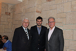 Samer-Sabarini bei einer Veranstaltung mit Herr Volker Tschapke und Herr Bruno Kaiser